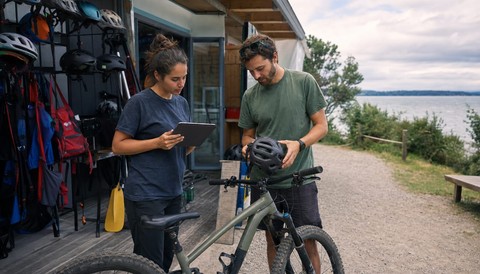 Payment Disputes Without Chaos: What to Save After Booking
